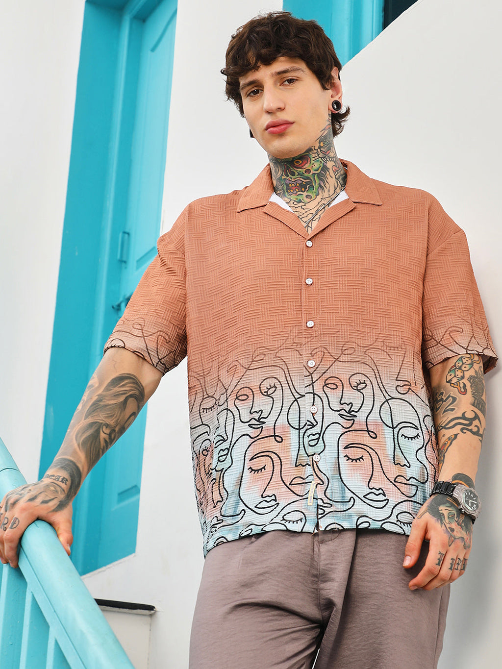 Faces-Ombre Oversized Shirt